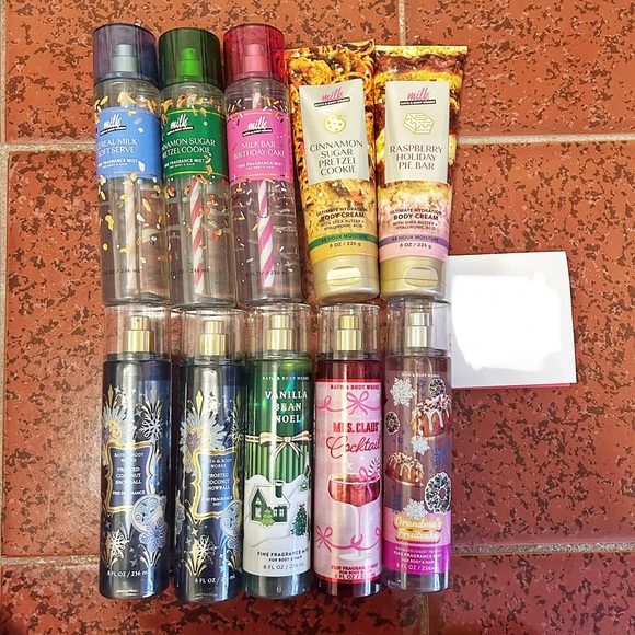 Bath&Body Works Mrs. Claus' Cocktail Body Spray NEW - Picture 2 of 2